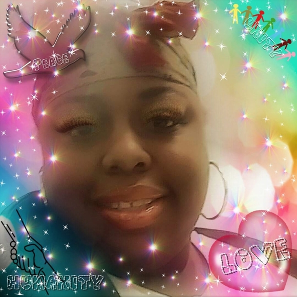 Meet your Posher, Lovely kimberly - Picture 1 of 1